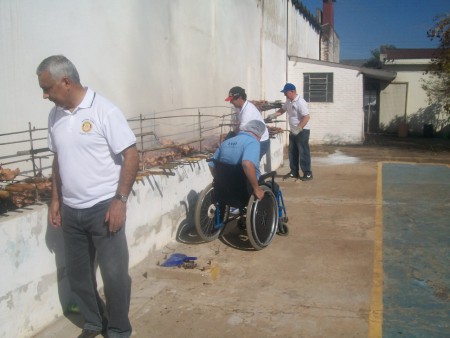 Outra visão da churrasqueira externa.